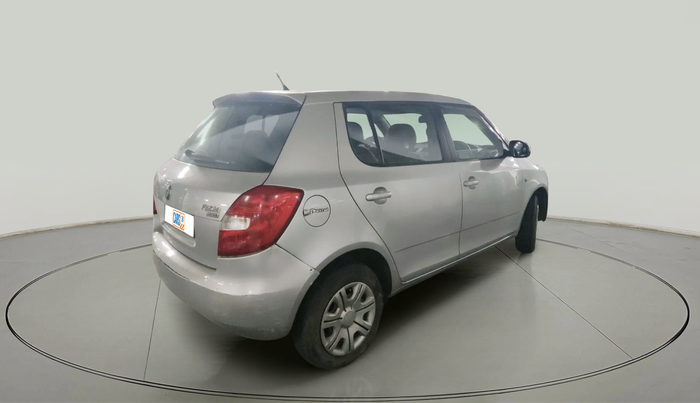 2010 Skoda Fabia CLASSIC 1.2 MPI, Petrol, Manual, 1,03,128 km, exterior