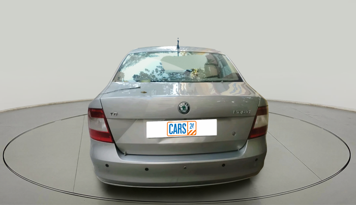 2012 Skoda Rapid AMBITION 1.6 TDI CR MT, Diesel, Manual, 91,355 km, exterior