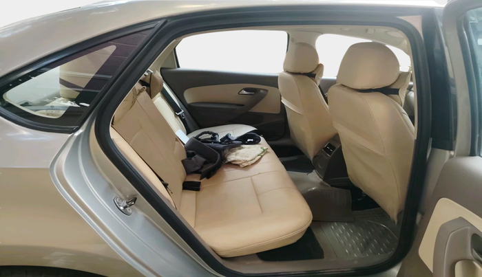 2012 Skoda Rapid AMBITION 1.6 TDI CR MT, Diesel, Manual, 91,355 km, interior