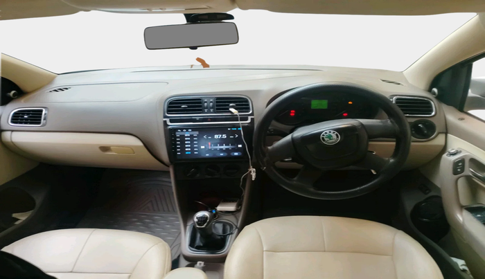 2012 Skoda Rapid AMBITION 1.6 TDI CR MT, Diesel, Manual, 91,355 km, interior