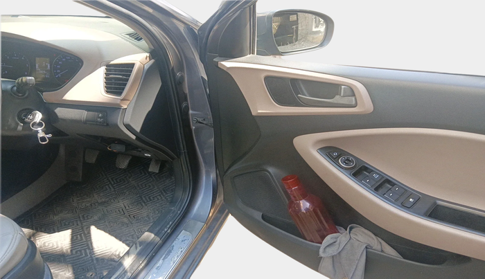 2017 Hyundai Elite i20 ASTA 1.4 CRDI, Diesel, Manual, 1,45,769 km, interior