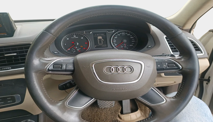 2013 Audi Q3 2.0 TDI QUATTRO, Diesel, Automatic, 1,03,228 km, interior