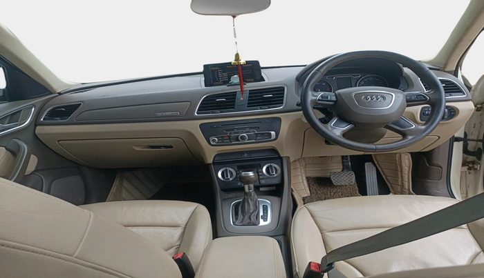 2013 Audi Q3 2.0 TDI QUATTRO, Diesel, Automatic, 1,03,228 km, interior