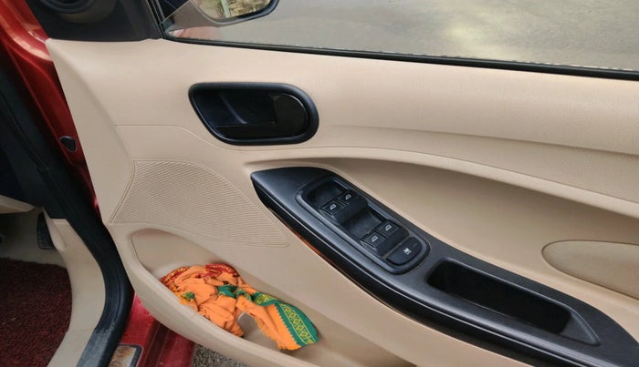 2015 Ford Figo Aspire TITANIUM PLUS 1.5 DIESEL, Diesel, Manual, 1,52,675 km, interior