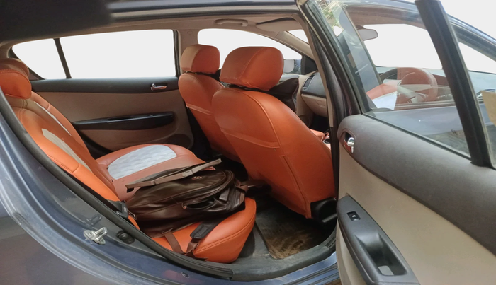 2012 Hyundai i20 SPORTZ 1.2, Petrol, Manual, 1,07,546 km, interior