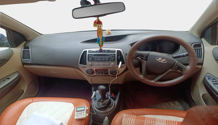 2012 Hyundai i20 SPORTZ 1.2, Petrol, Manual, 1,07,546 km, interior