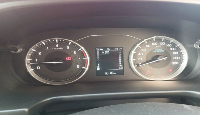 2022 Maruti BREZZA LXI SMART HYBRID, Petrol, Manual, 7,678 km, interior