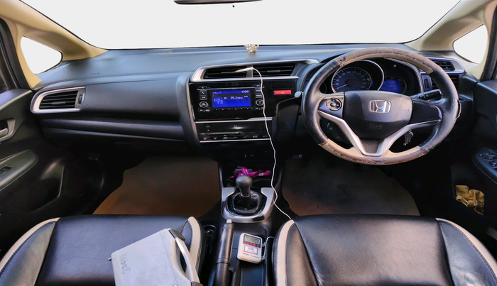 2015 Honda Jazz 1.5L I-DTEC V, Diesel, Manual, 2,10,586 km, interior