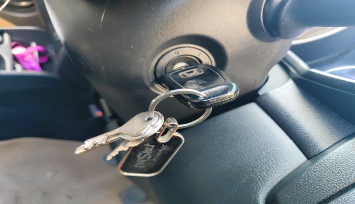 2015 Honda Jazz 1.5L I-DTEC V, Diesel, Manual, 2,10,586 km, interior