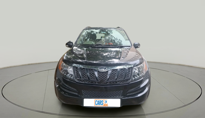 2015 Mahindra XUV500 W6, Diesel, Manual, 42,003 km, exterior