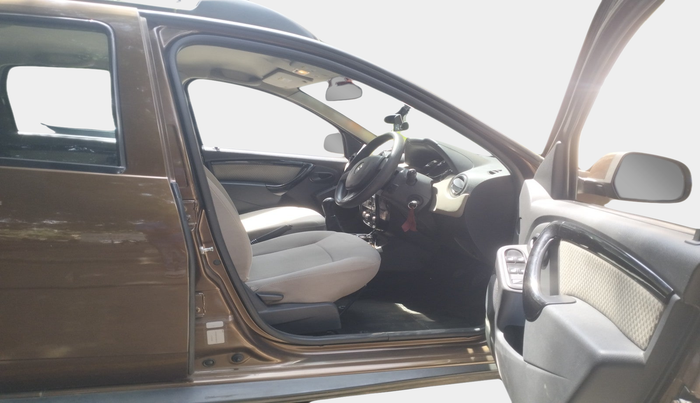 2014 Renault Duster 85 PS RXL DIESEL, Diesel, Manual, 88,646 km, interior