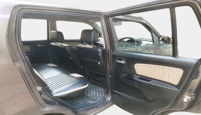 2017 Maruti Wagon R 1.0 VXI, Petrol, Manual, 47,865 km, interior