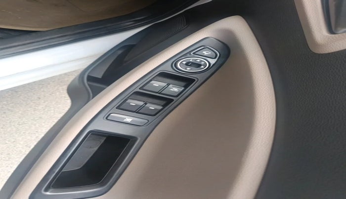 2014 Hyundai Elite i20 SPORTZ 1.2 (O), Petrol, Manual, 24,540 km, interior