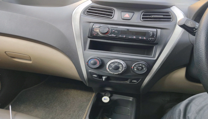 2011 Hyundai Eon ERA, Petrol, Manual, 1,00,014 km, interior