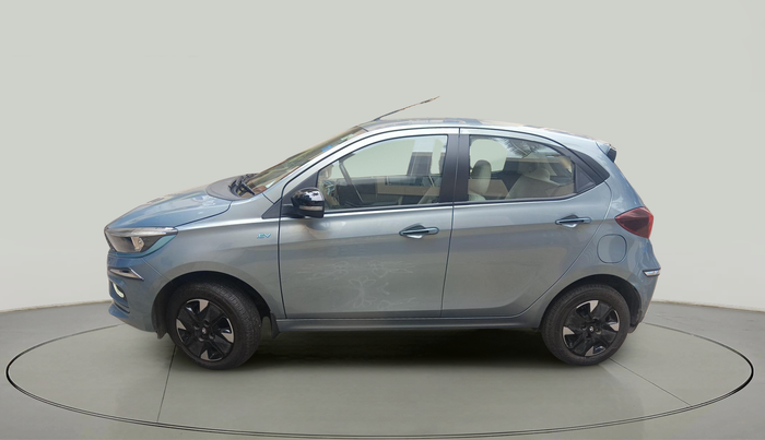 2024 Tata TIAGO EV XZ PLUS TECH LUX LONG RANGE, Electric, Automatic, 7,399 km, exterior
