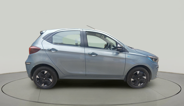 2024 Tata TIAGO EV XZ PLUS TECH LUX LONG RANGE, Electric, Automatic, 7,399 km, exterior