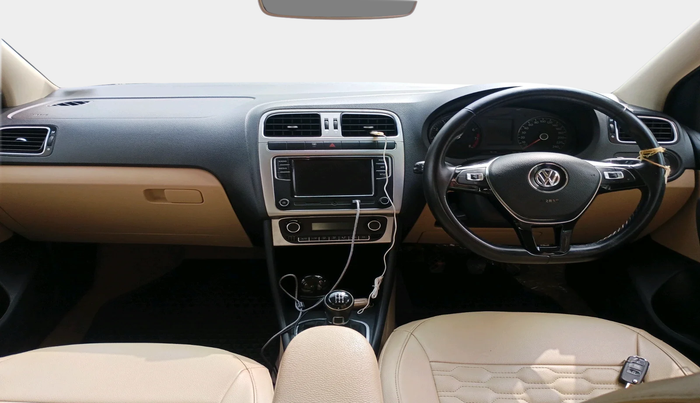 2018 Volkswagen Ameo HIGHLINE PLUS 1.0L 16 ALLOY, Petrol, Manual, 28,729 km, interior