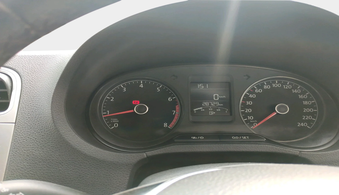 2018 Volkswagen Ameo HIGHLINE PLUS 1.0L 16 ALLOY, Petrol, Manual, 28,729 km, interior