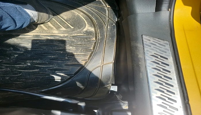 2016 Maruti Vitara Brezza ZDI PLUS, Diesel, Manual, 73,626 km, interior