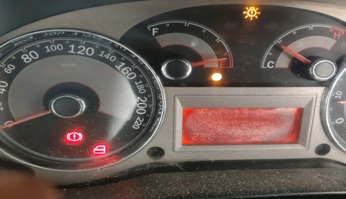 2010 Fiat Linea DYNAMIC 1.4, Petrol, Manual, 1,07,900 km, interior