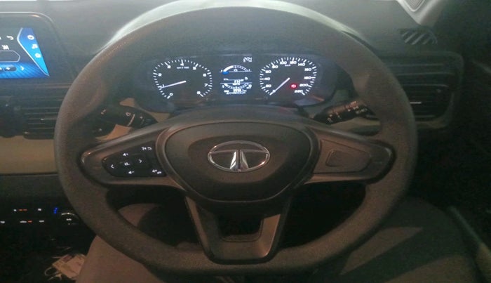 2022 Tata PUNCH ADVENTURE RHYTHM PACK MT, Petrol, Manual, 38,979 km, interior