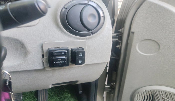 2013 Mahindra Verito Vibe CS 1.5 D6, Diesel, Manual, 1,01,883 km, interior