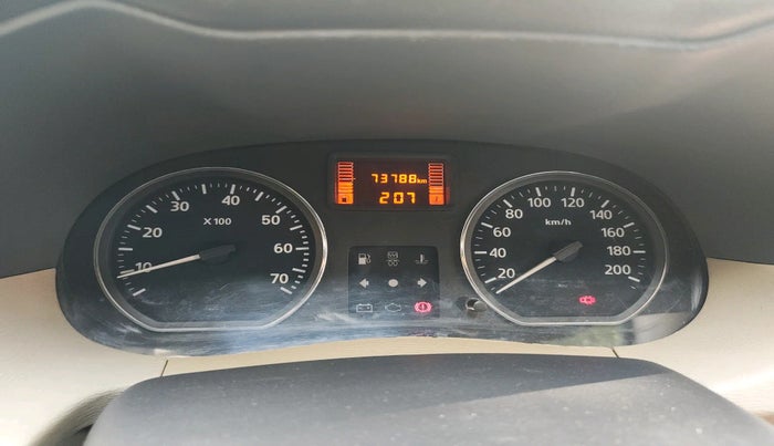 2015 Nissan Terrano XV D THP 110 PS, Diesel, Manual, 73,788 km, interior