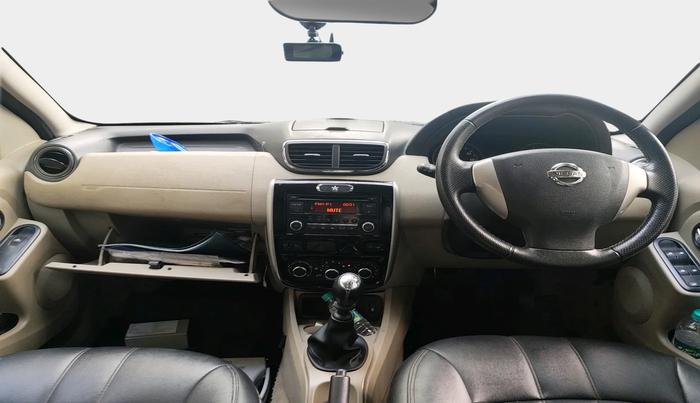 2015 Nissan Terrano XV D THP 110 PS, Diesel, Manual, 73,788 km, interior