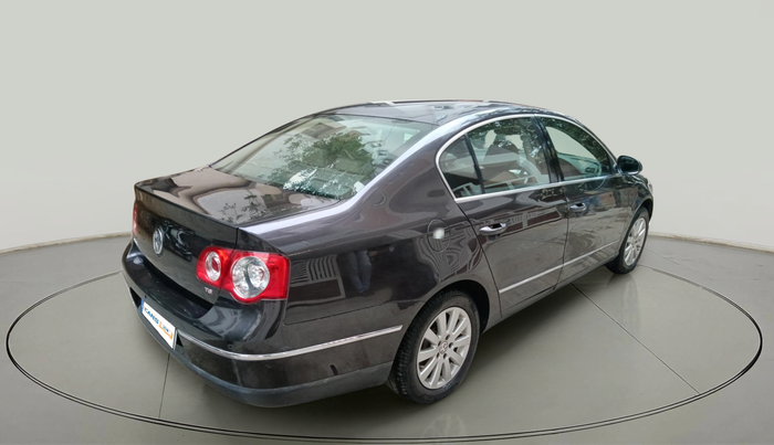 2010 Volkswagen Passat 1.8L TSI, Petrol, Manual, 76,000 km, exterior