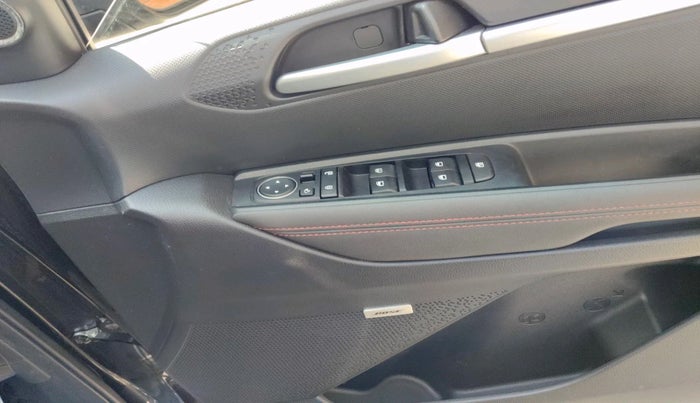 2022 KIA SONET GTX PLUS 1.0 DCT, Petrol, Automatic, 32,546 km, interior