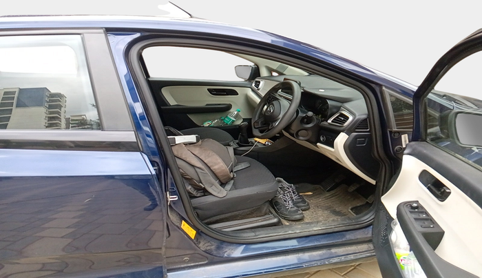 2022 Tata ALTROZ XT DIESEL, Diesel, Manual, 42,352 km, interior