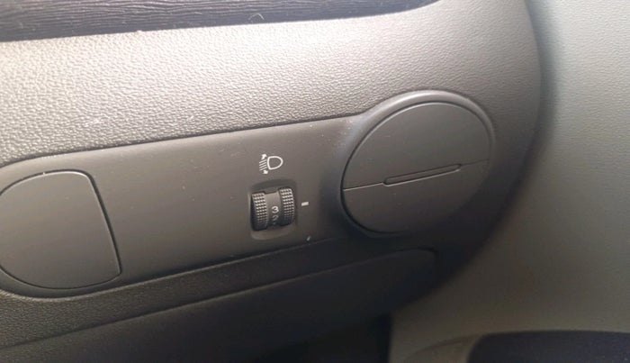 2013 Hyundai i10 MAGNA 1.2, Petrol, Manual, 32,231 km, interior