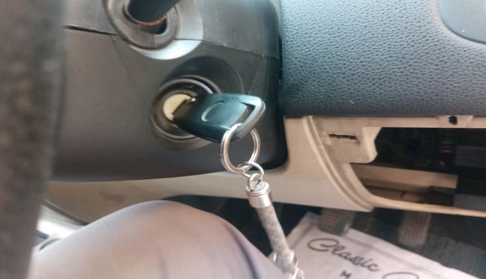 2011 Tata Indica Vista LX QUADRAJET, Diesel, Manual, 1,58,160 km, interior