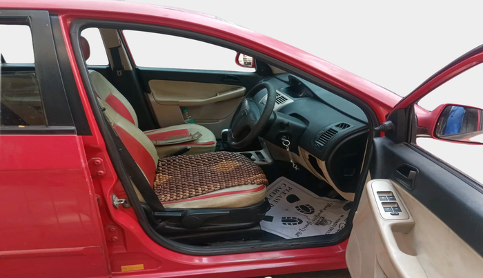 2011 Tata Indica Vista LX QUADRAJET, Diesel, Manual, 1,58,160 km, interior