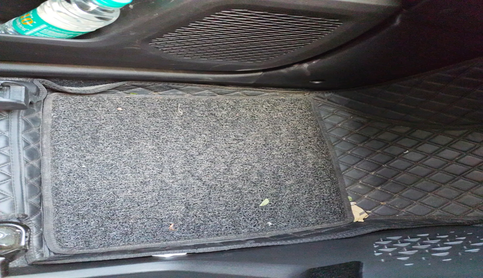 2024 Renault Kiger RXZ AMT, Petrol, Automatic, 13,210 km, interior