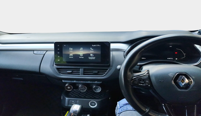 2024 Renault Kiger RXZ AMT, Petrol, Automatic, 13,210 km, interior