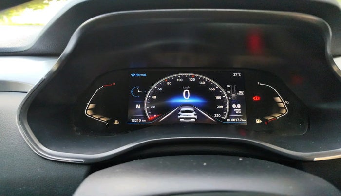 2024 Renault Kiger RXZ AMT, Petrol, Automatic, 13,210 km, interior