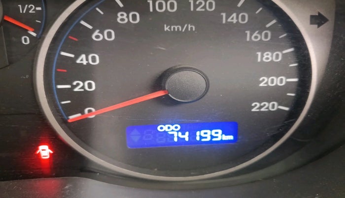 2013 Hyundai i20 SPORTZ 1.2, Petrol, Manual, 74,199 km, interior