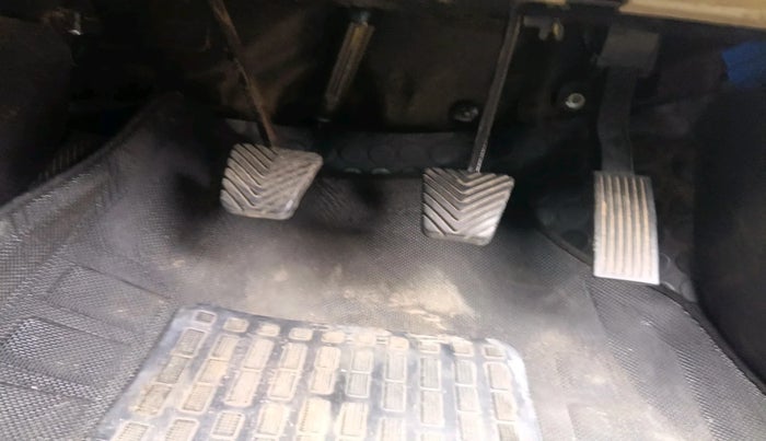 2013 Hyundai i20 SPORTZ 1.2, Petrol, Manual, 74,199 km, interior