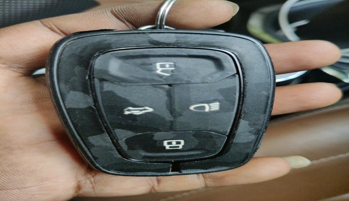 2021 Tata NEXON XZ PLUS PETROL SUNROOF, Petrol, Manual, 39,263 km, interior