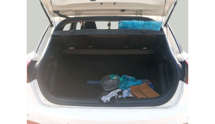 2020 Hyundai Elite i20 SPORTZ PLUS 1.2, Petrol, Manual, 17,496 km, exterior