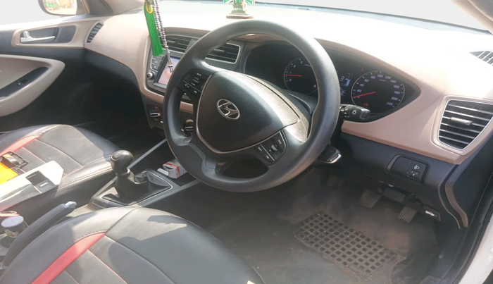 2020 Hyundai Elite i20 SPORTZ PLUS 1.2, Petrol, Manual, 17,496 km, interior