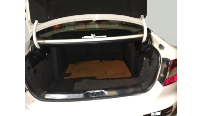 2012 Skoda Superb ELEGANCE 2.0 TDI CR AT, Diesel, Automatic, 1,51,887 km, exterior