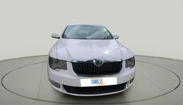2012 Skoda Superb ELEGANCE 2.0 TDI CR AT, Diesel, Automatic, 1,51,887 km, exterior