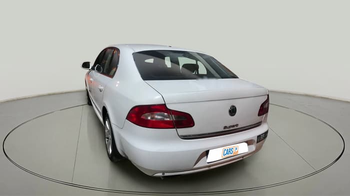 2012 Skoda Superb ELEGANCE 2.0 TDI CR AT, Diesel, Automatic, 1,51,887 km, exterior