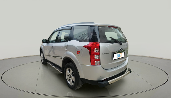 2015 Mahindra XUV500 W8, Diesel, Manual, 1,22,382 km, exterior