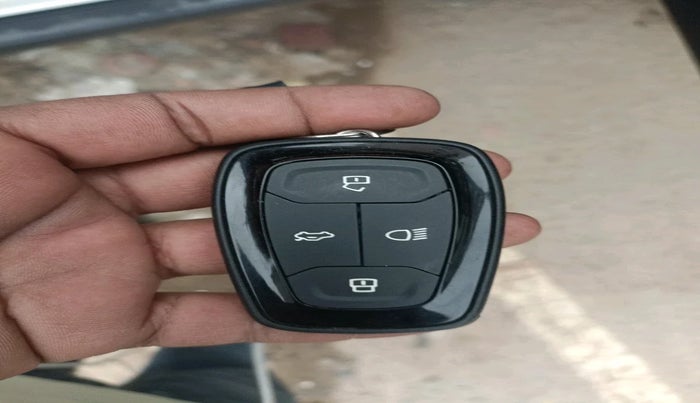 2024 Tata NEXON FEARLESS DCA DUAL TONE 1.2 PETROL, Petrol, Automatic, 6,960 km, interior