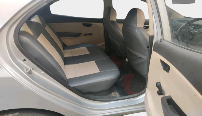 2012 Hyundai Eon ERA +, Petrol, Manual, 1,05,621 km, interior