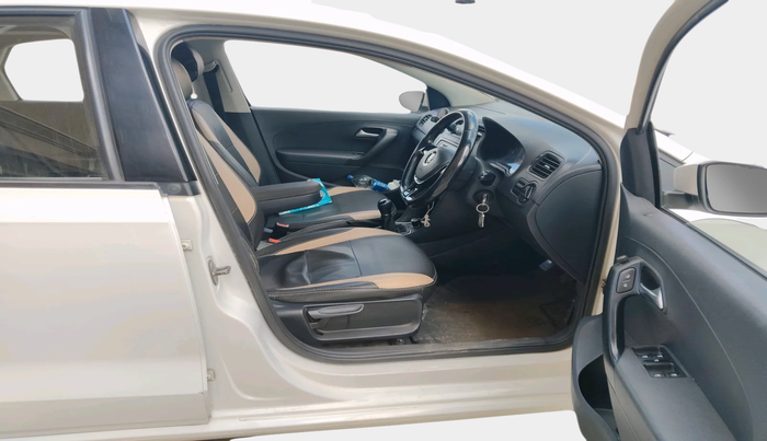2015 Volkswagen Vento COMFORTLINE DIESEL 1.5, Diesel, Manual, 1,56,296 km, interior