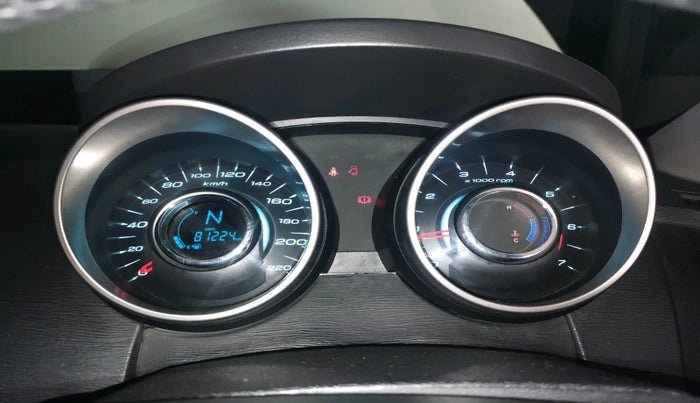 2019 Mahindra XUV500 W9, Diesel, Manual, 81,224 km, interior